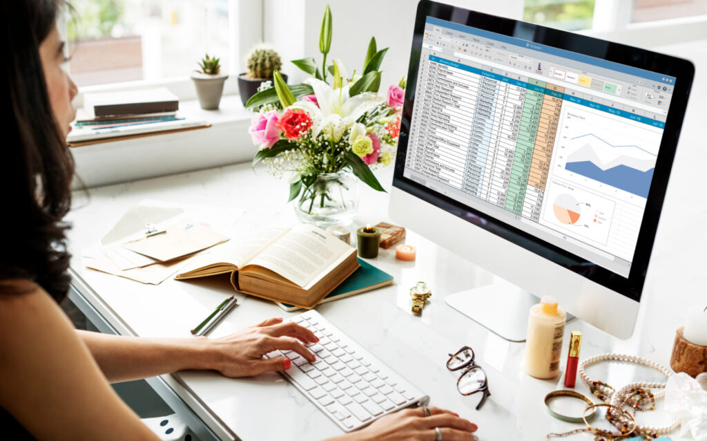Key Benefits of Outsourcing Your Bookkeeping for Long-Term Success